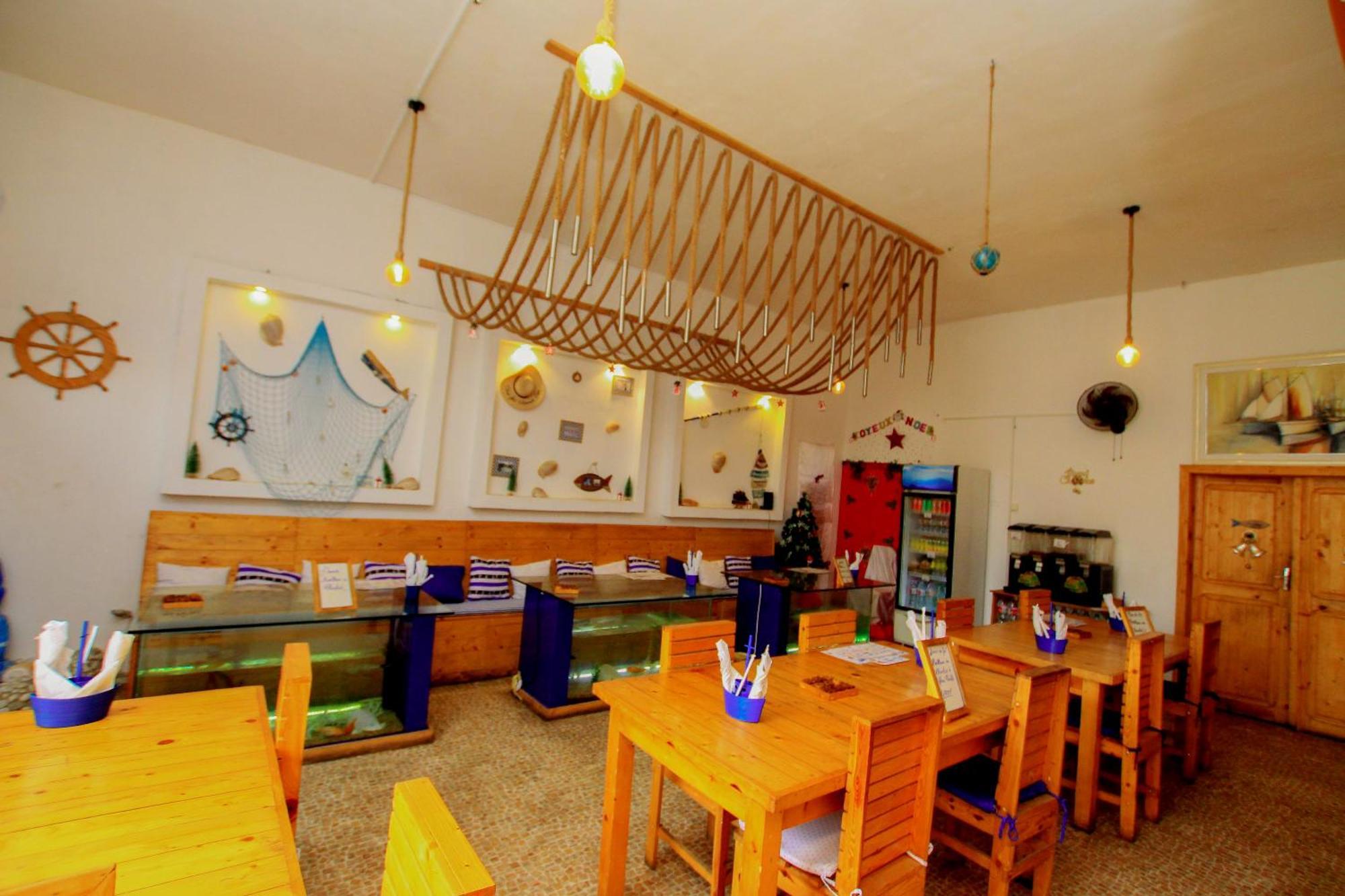Hotel Le Prince Cotonou Bagian luar foto