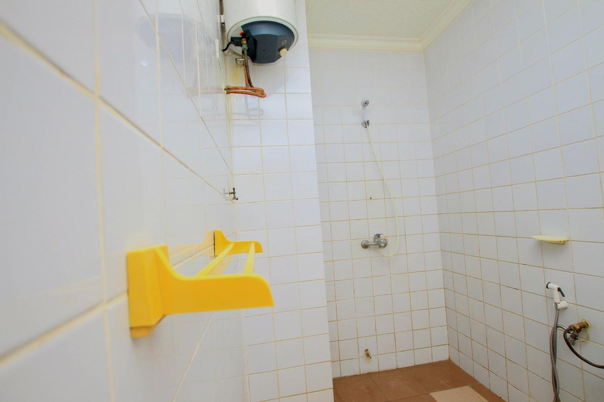 Hotel Le Prince Cotonou Bagian luar foto